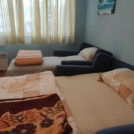 Apartment Station *